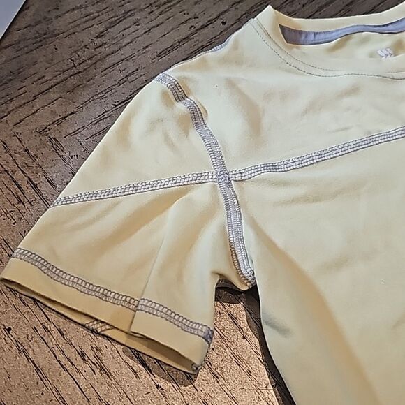 Yellow t shirt size S 6/7 All in motion - Picture 2 of 8